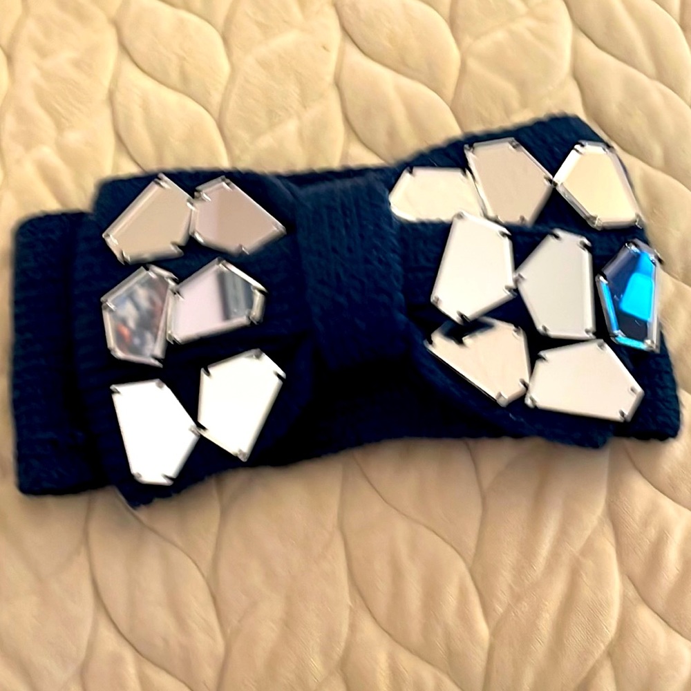 BCBG Winter Head Band